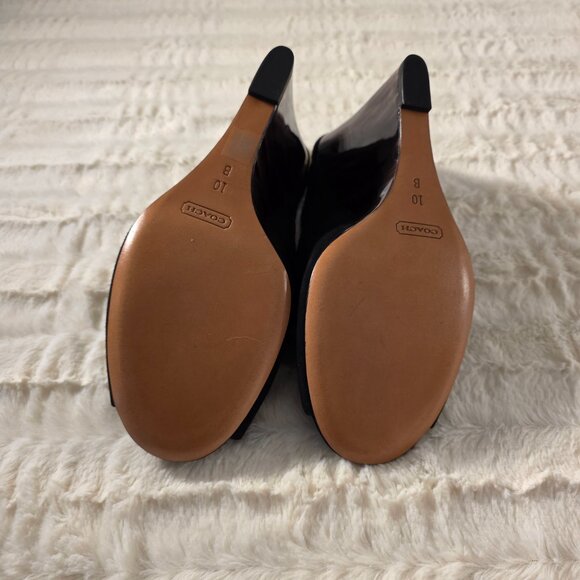 Shoes - Picture 4 of 5